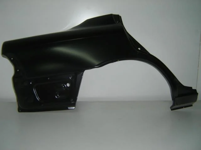 Toy Cor Ae100 92-*Aleta Tras Dch Sedan
