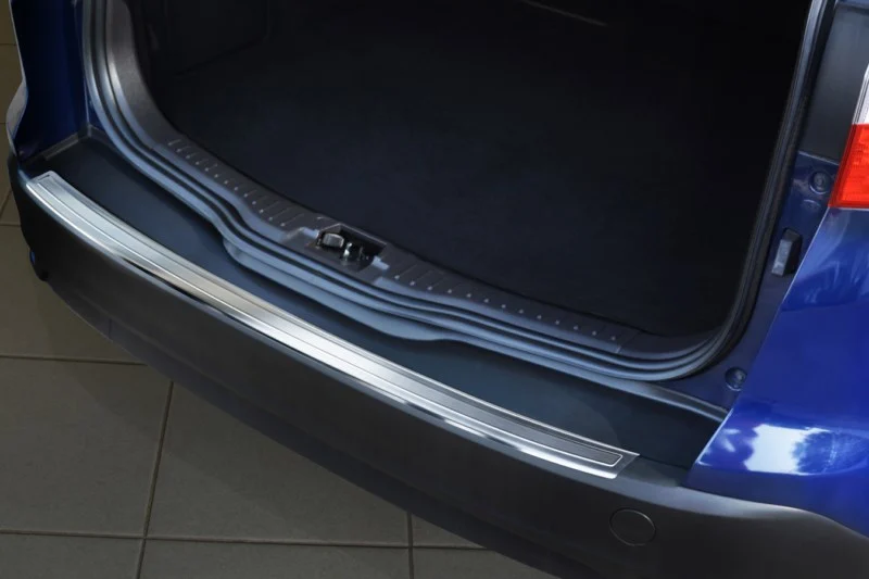 Protector de paragolpes Acero Inox Ford Focus III Wagon 2011- 'Ribs'