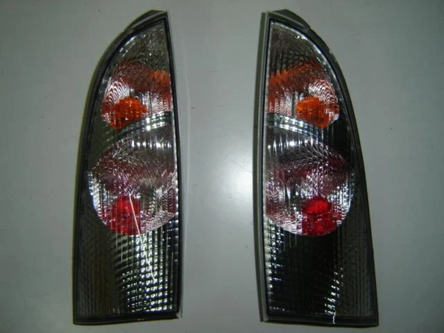 Ford Focus 98-*Kit Pilotos Cri Tuning 3/5p