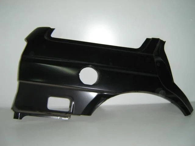 Ford Escort 95-*Aleta Tras Dch (Van)