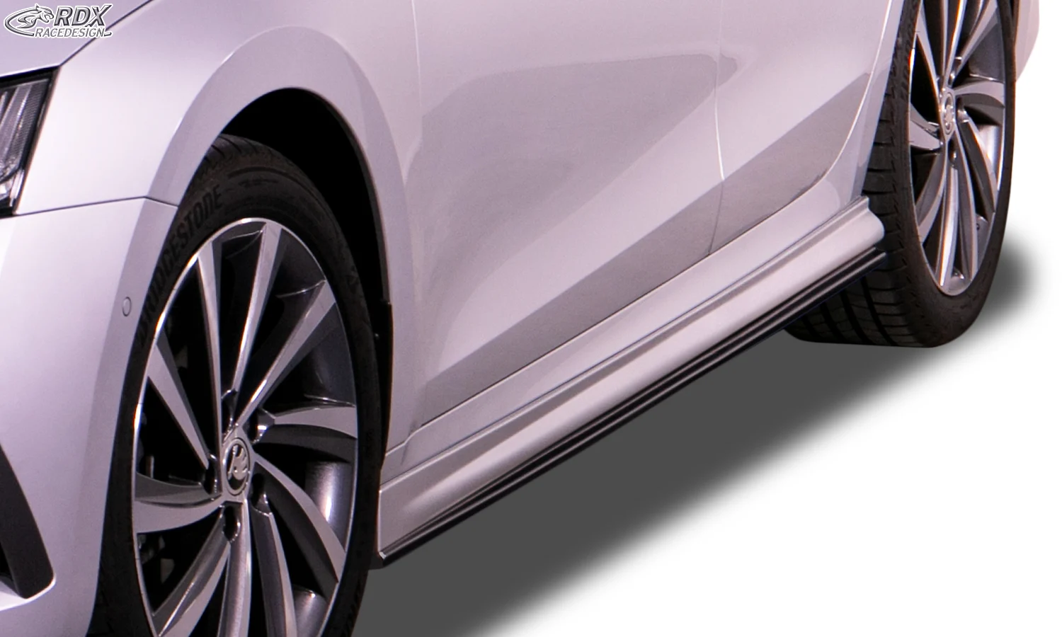 RDX Pareja de taloneras SKODA Octavia 4 / IV (NX) "Edition" ABS